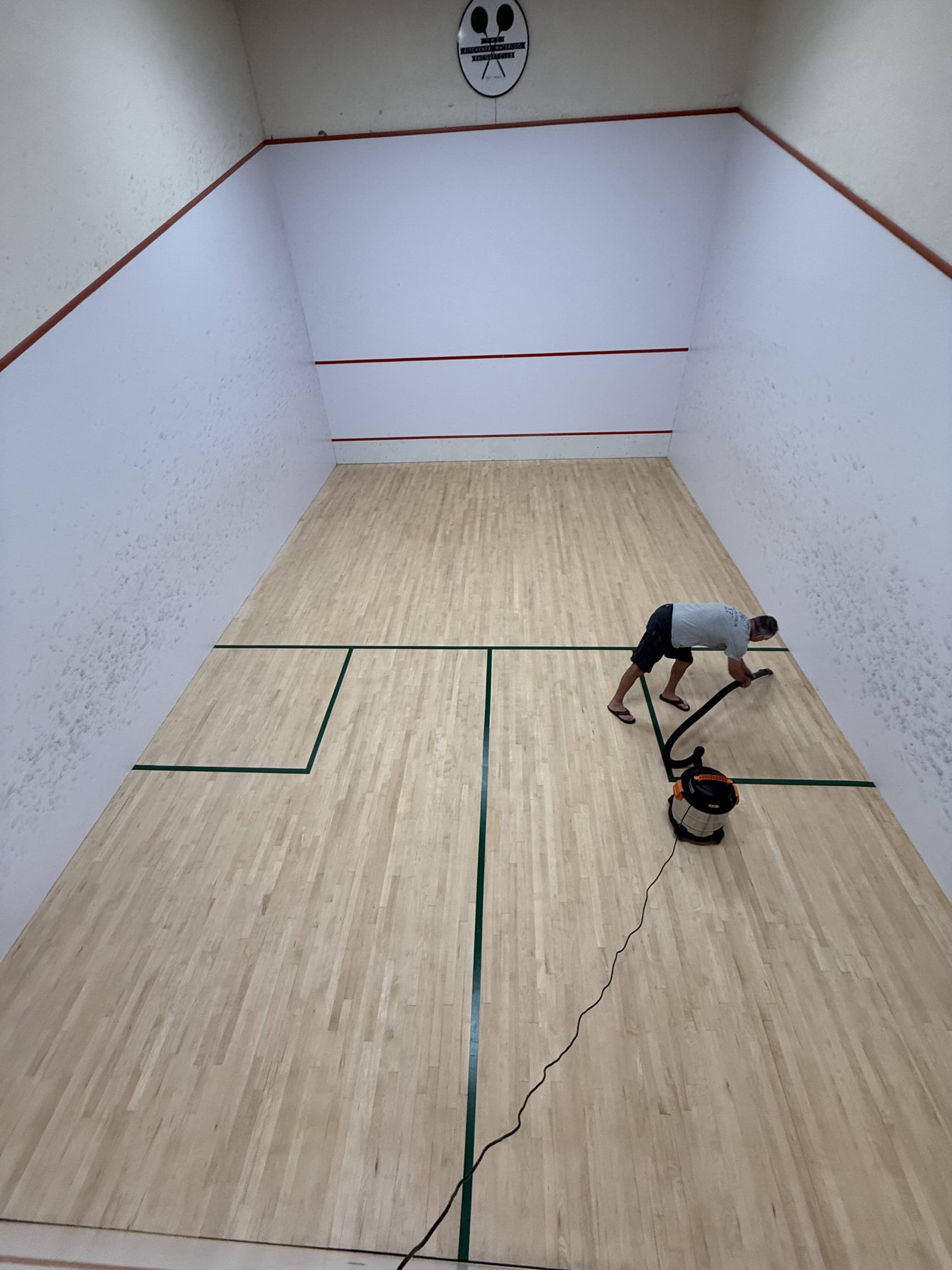 Singles court, finished